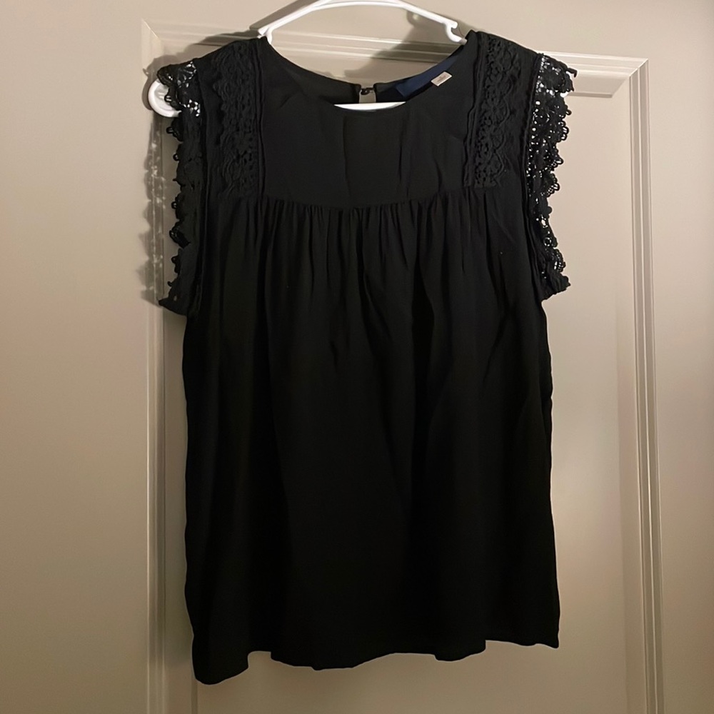 Blue Rain black sleeveless dress shirt, size S